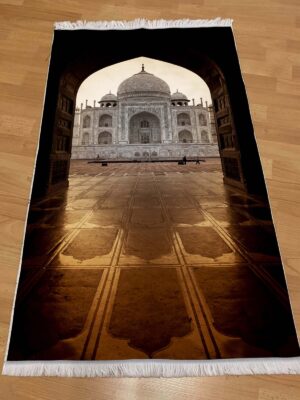 The Taj Mahal in Agra, India Praying Rug SN-022